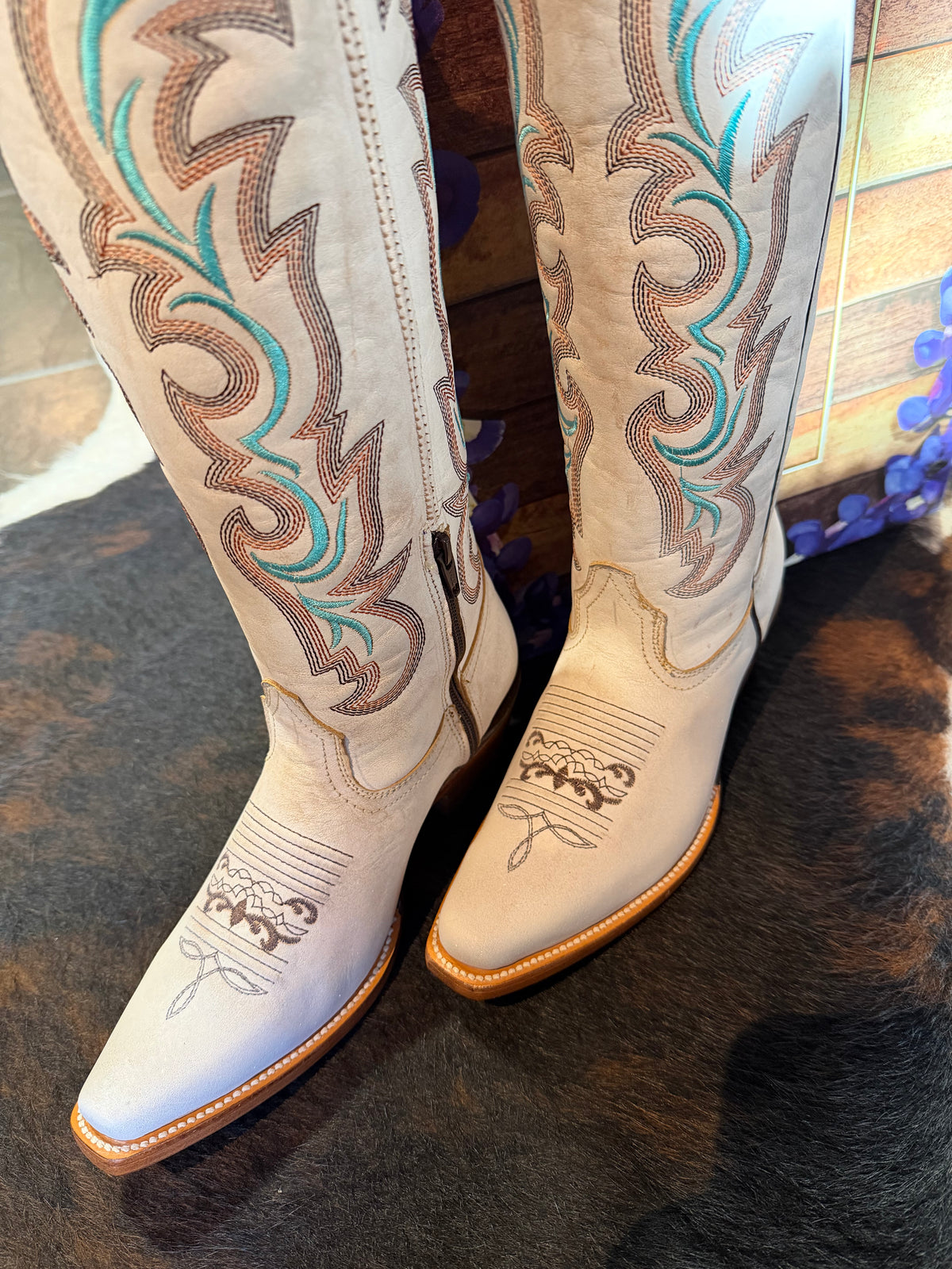 Wildflower Alaska Snip Toe Cowboy Boot