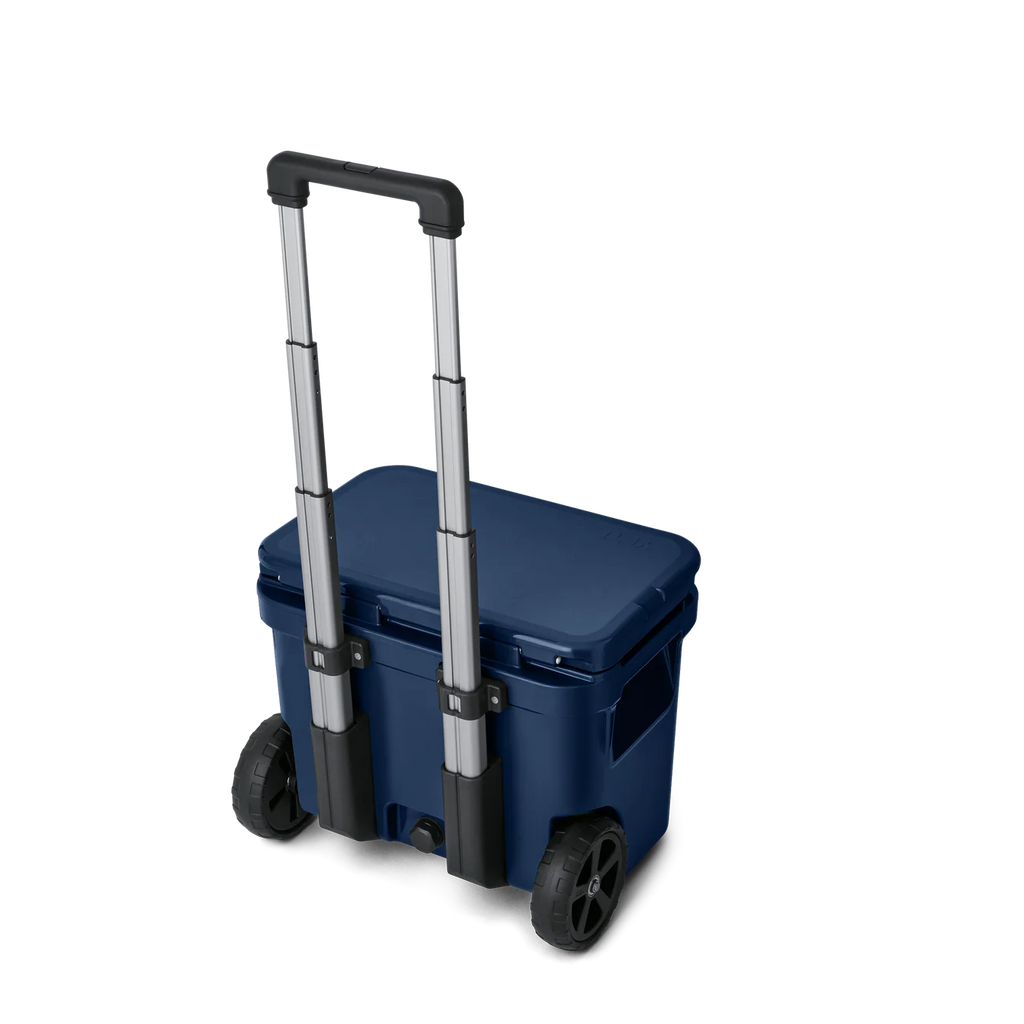 YETI 32 Wheeled Cool Box Navy