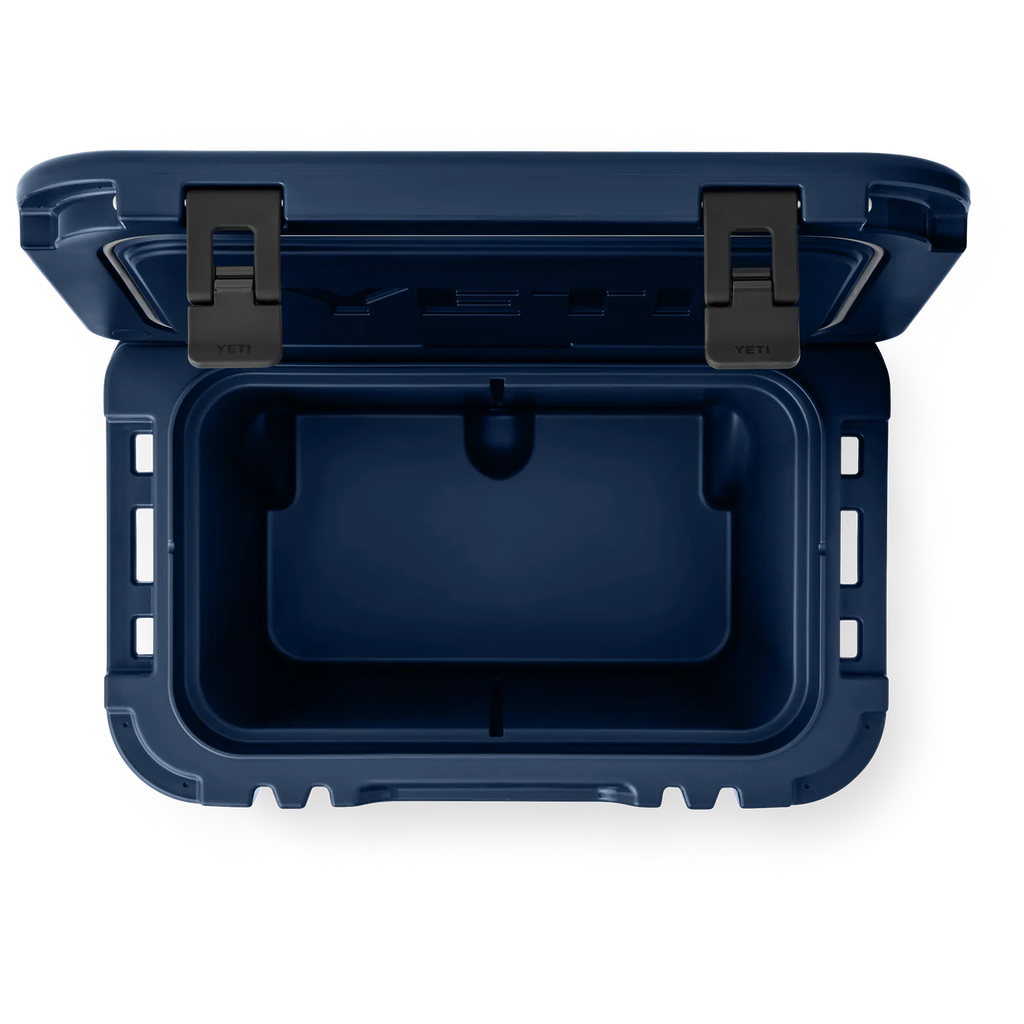 YETI 32 Wheeled Cool Box Navy