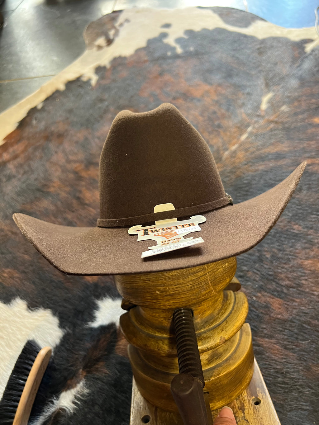 Twister Dallas Chocolate Felt Cowboy Hat