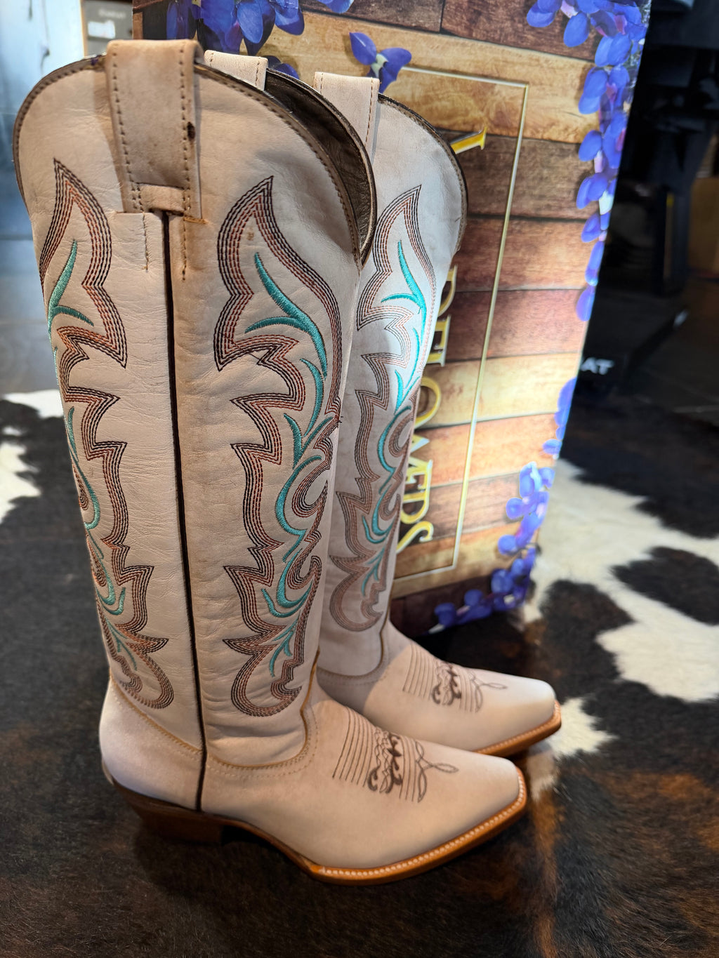 Wildflower Alaska Snip Toe Cowboy Boot
