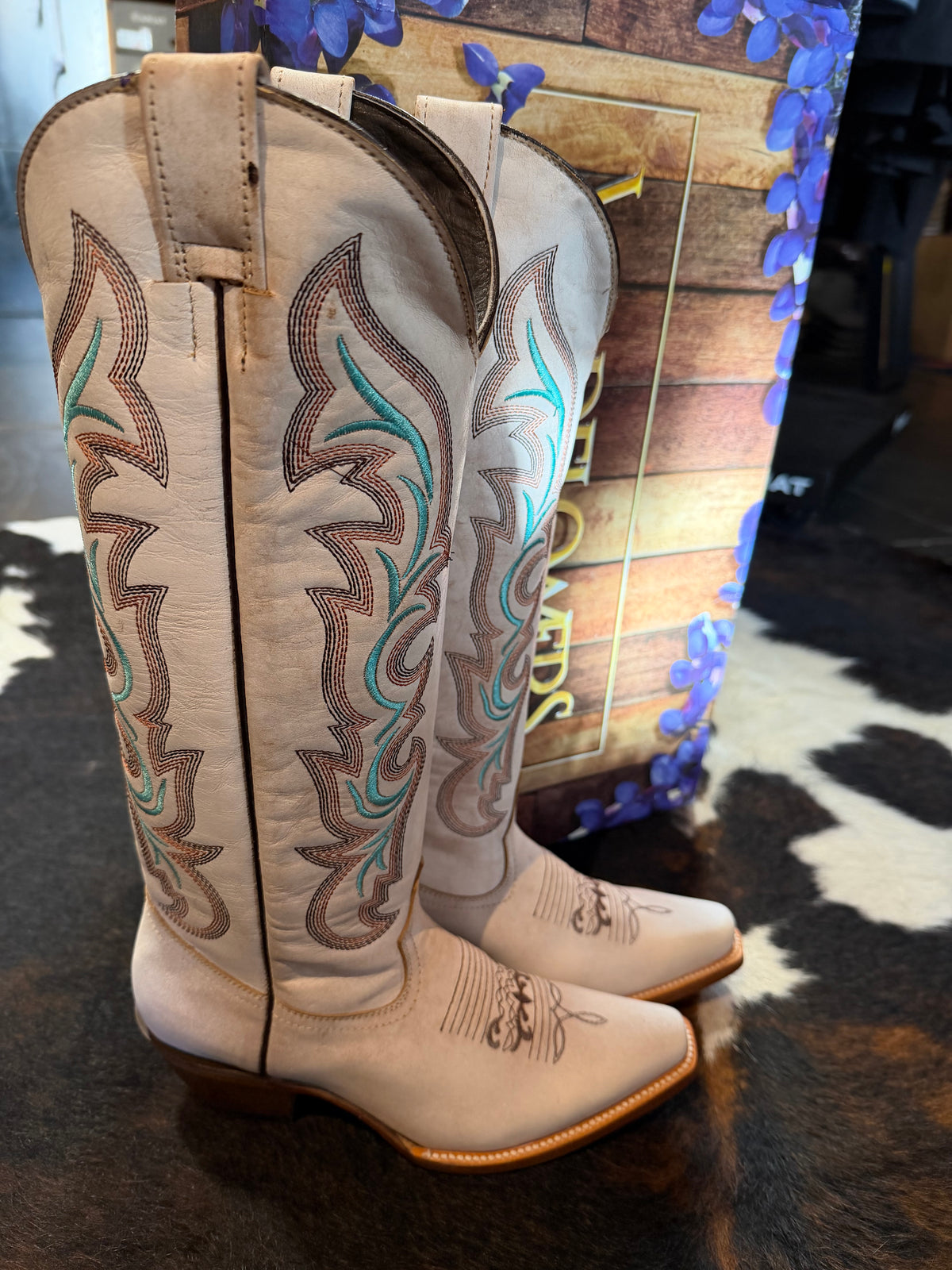 Wildflower Alaska Snip Toe Cowboy Boot