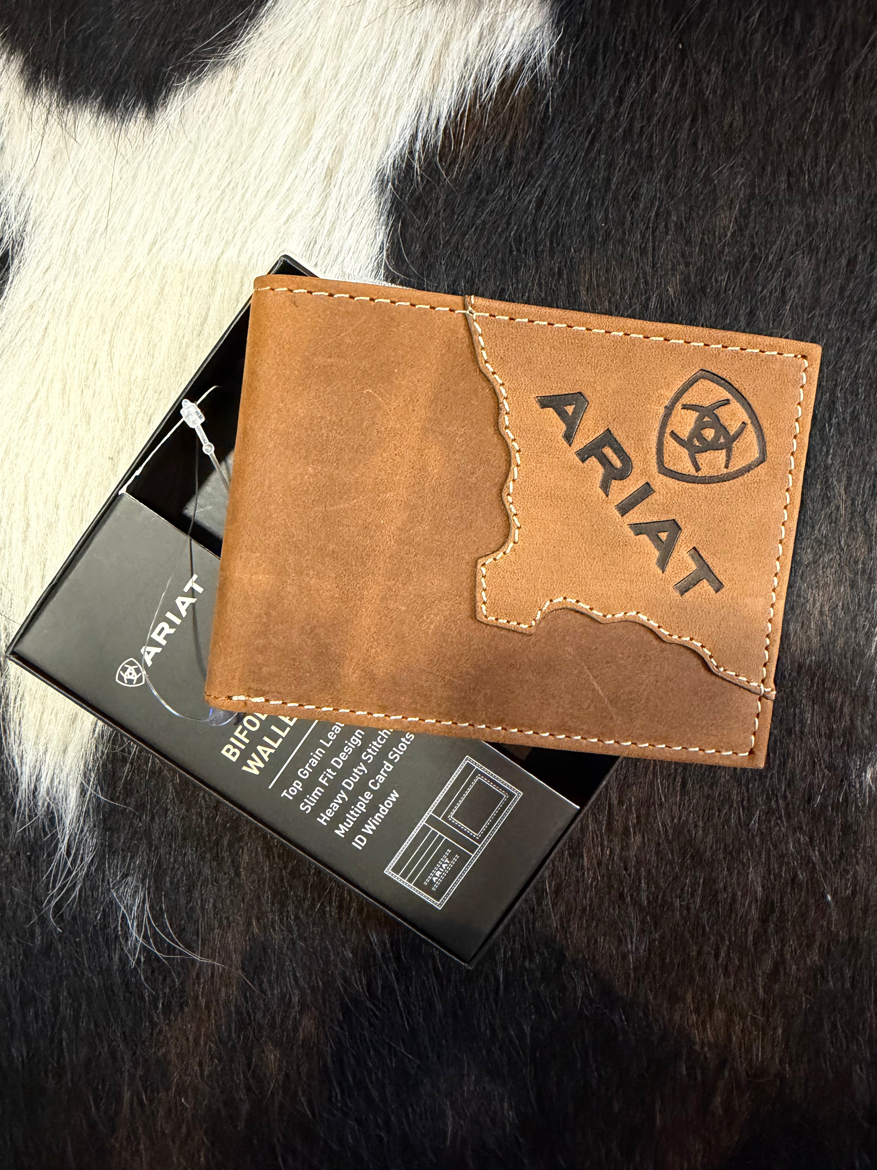 Ariat Bifold Wallet (40)