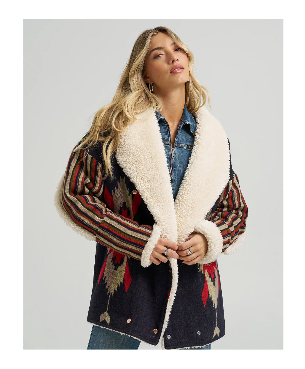 Wrangler x Lainey Wilson Oversized Aztec Fleece Coat